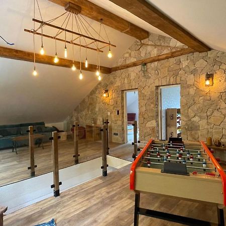 Gite Confort 15 Couchages, Vue Panoramique Montagne Hautes Alpes, Terrasses Embrun Exterior foto