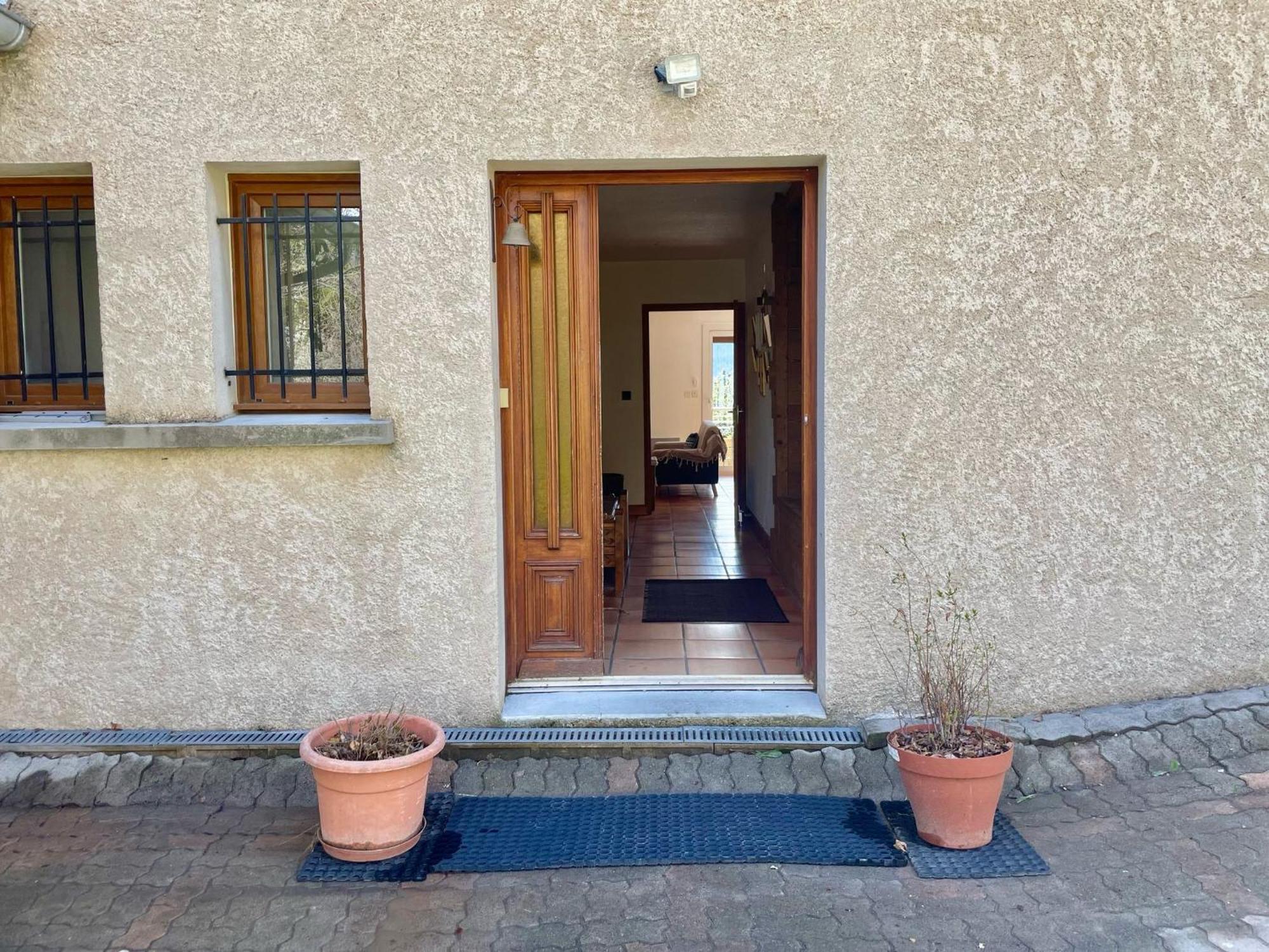 Gite Confort 15 Couchages, Vue Panoramique Montagne Hautes Alpes, Terrasses Embrun Exterior foto