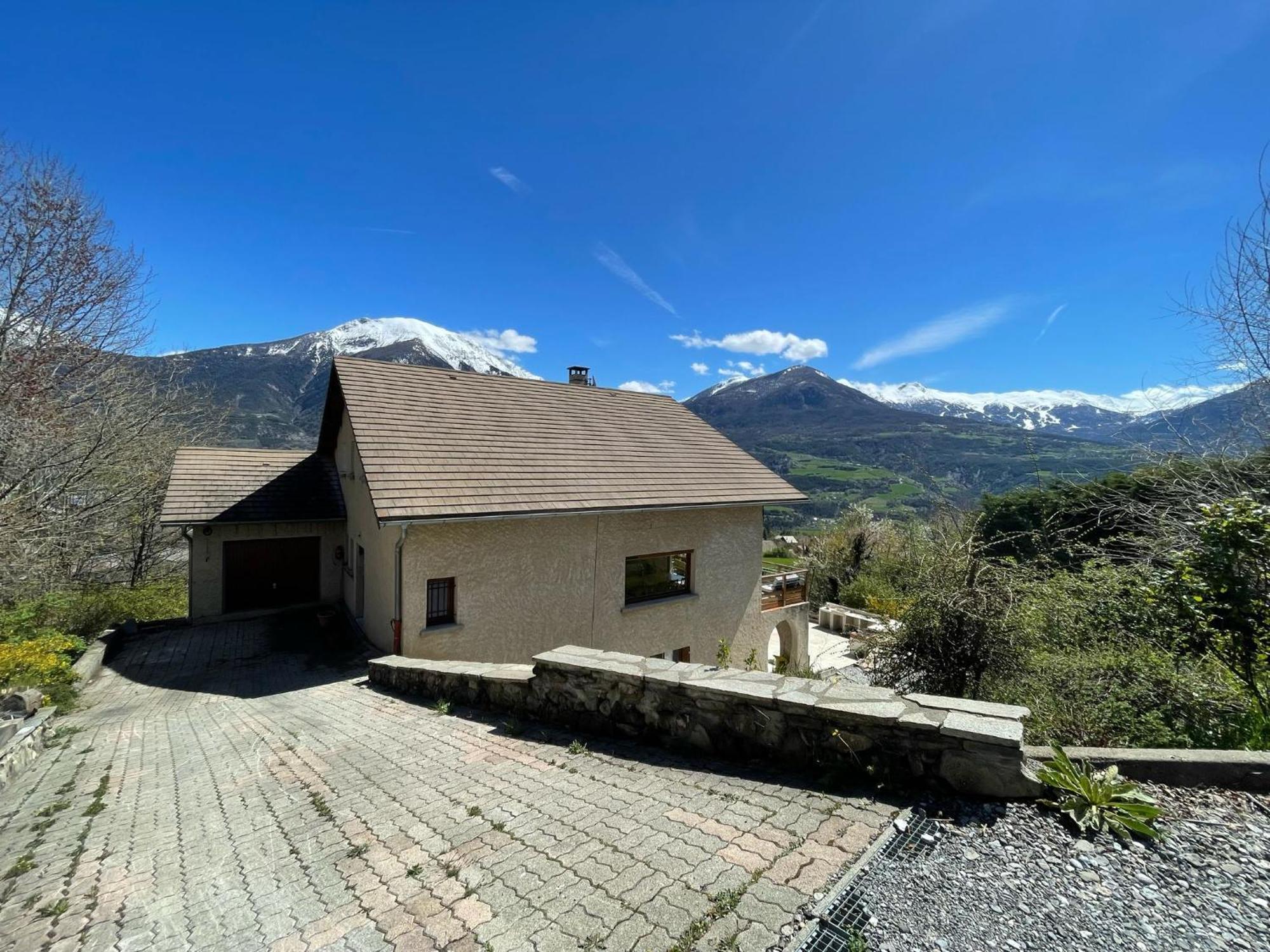 Gite Confort 15 Couchages, Vue Panoramique Montagne Hautes Alpes, Terrasses Embrun Exterior foto