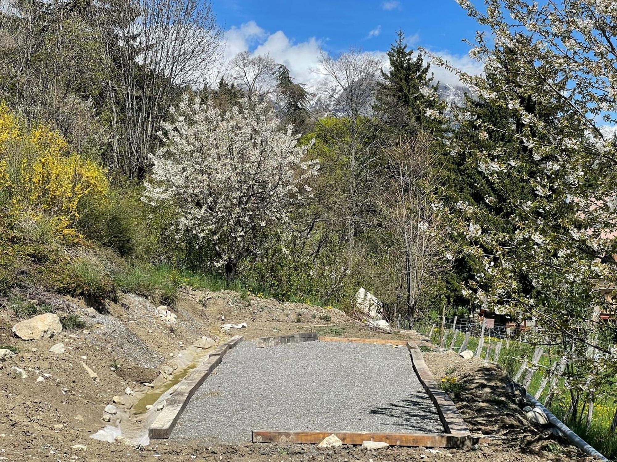 Gite Confort 15 Couchages, Vue Panoramique Montagne Hautes Alpes, Terrasses Embrun Exterior foto