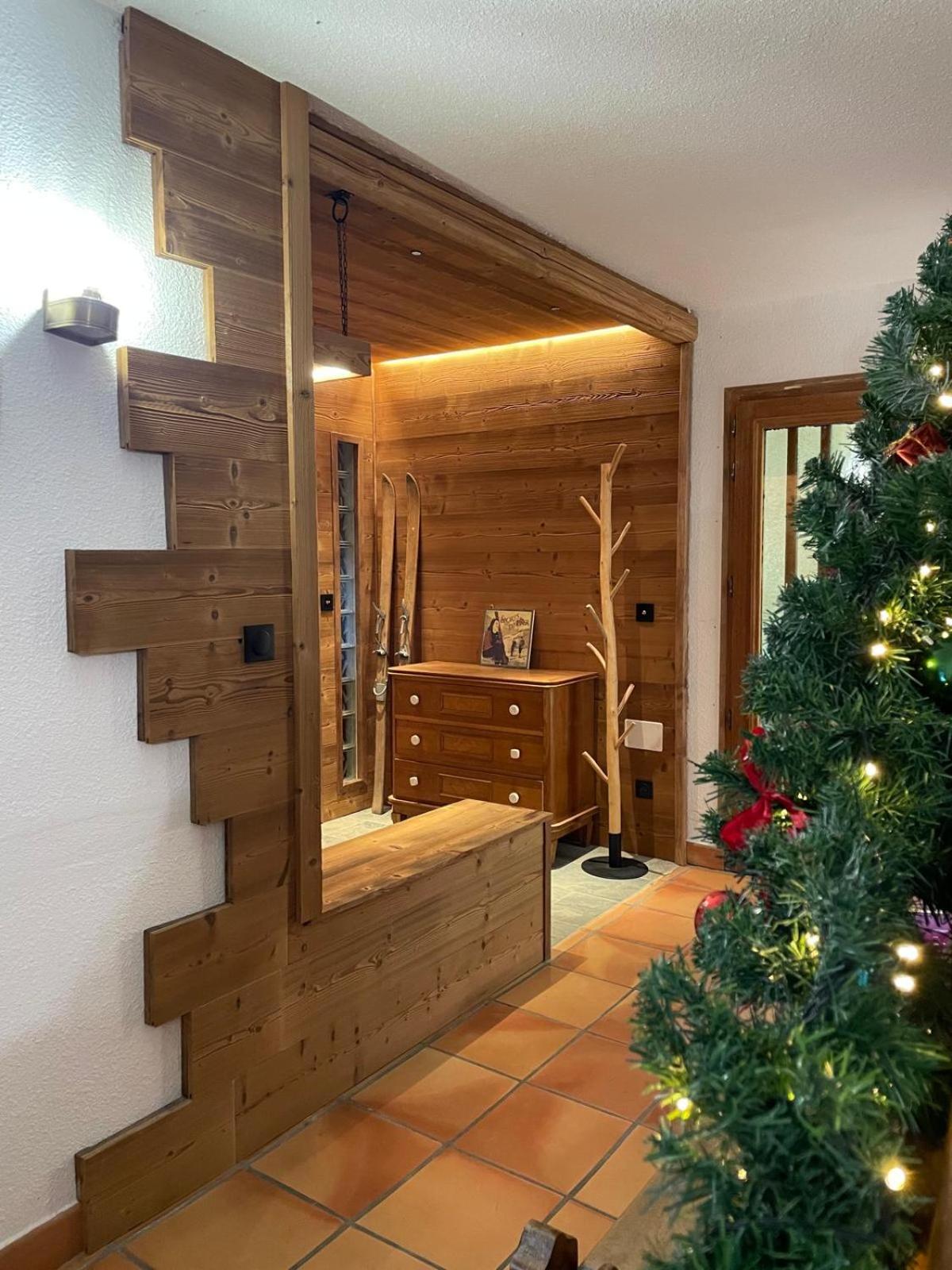 Gite Confort 15 Couchages, Vue Panoramique Montagne Hautes Alpes, Terrasses Embrun Exterior foto
